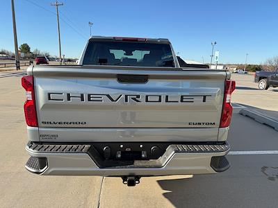 New 2026 Chevrolet Silverado 1500 Custom Crew Cab for sale #46975 - photo 2