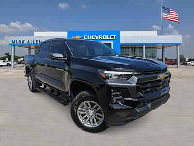 New 2025 Chevrolet Colorado Work Truck Crew Cab 4WD Pickup for sale #S1223708 - photo 1
