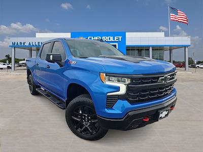 New 2025 Chevrolet Silverado 1500 LT Crew Cab 4WD Pickup for sale #SG362466 - photo 1