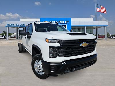 New 2026 Chevrolet Silverado 3500 Crew Cab Cab Chassis for sale #TF109886 - photo 1