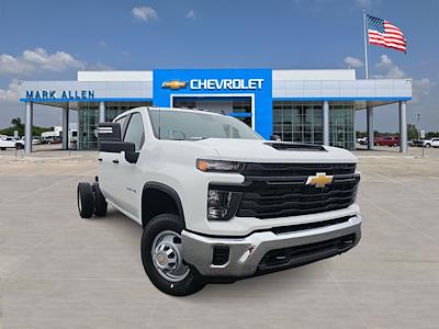 New 2026 Chevrolet Silverado 3500 Crew Cab Cab Chassis for sale #TF136962 - photo 1