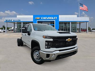 New 2026 Chevrolet Silverado 3500 Crew Cab Cab Chassis for sale #TF143123 - photo 1