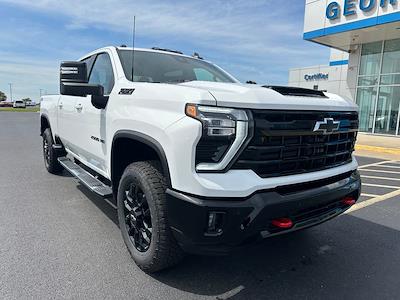New 2025 Chevrolet Silverado 2500 LT Crew Cab 4WD Pickup for sale #C9752 - photo 1