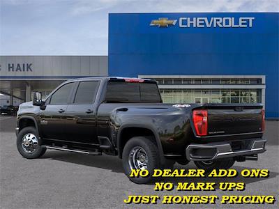 New 2025 Chevrolet Silverado 3500 LT Crew Cab 4WD Pickup for sale #255017 - photo 2