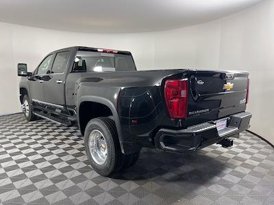 New 2025 Chevrolet Silverado 3500 High Country DRW Crew Cab 4WD Pickup for sale #SF213106 - photo 2