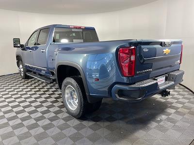 New 2025 Chevrolet Silverado 3500 High Country DRW Crew Cab 4WD Pickup for sale #SF214179 - photo 2