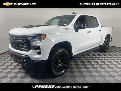 New 2025 Chevrolet Silverado 1500 LT Crew Cab 4WD Pickup for sale #SG379501 - photo 1