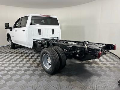 New 2026 Chevrolet Silverado 3500 Crew Cab Cab Chassis for sale #TF119326 - photo 2