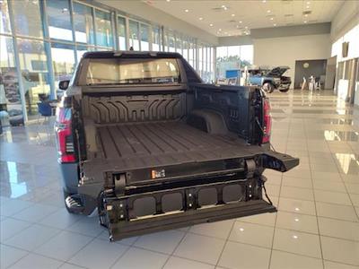 2025 Chevrolet Silverado EV Crew Cab 4WD, Pickup for sale #100272 - photo 2