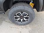 New 2025 GMC Canyon AT4 Crew Cab 4WD Pickup for sale #S1191779 - photo 7