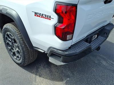 New 2026 Chevrolet Colorado Trail Boss Crew Cab for sale #129975 - photo 2