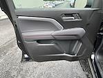 2025 Chevrolet Colorado Crew Cab 4WD Pickup for sale #155453 - photo 23