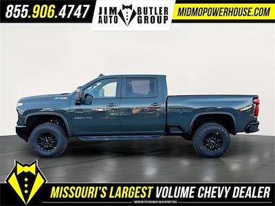 New 2026 Chevrolet Silverado 2500 ZR2 Crew Cab for sale #174268 - photo 2