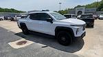 2024 Chevrolet Silverado EV Crew Cab 4WD Pickup for sale #206946 - photo 3