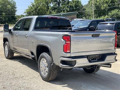 New 2025 Chevrolet Silverado 3500 High Country Crew Cab 4WD Pickup for sale #209445 - photo 2
