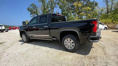 New 2025 Chevrolet Silverado 3500 High Country Crew Cab 4WD Pickup for sale #227044 - photo 2