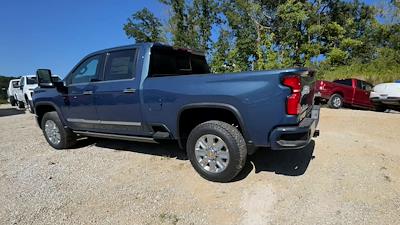 New 2025 Chevrolet Silverado 3500 High Country Crew Cab 4WD Pickup for sale #227936 - photo 2