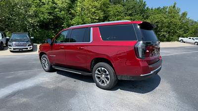 2025 Chevrolet Suburban 4WD SUV for sale #279606 - photo 2