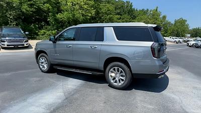 2025 Chevrolet Suburban 4WD SUV for sale #304977 - photo 2