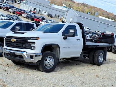 New 2025 Chevrolet Silverado 3500 Regular Cab Flatbed Truck for sale #326097 - photo 1