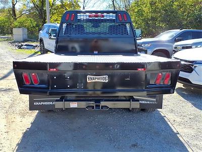New 2025 Chevrolet Silverado 3500 Regular Cab Flatbed Truck for sale #326573 - photo 2
