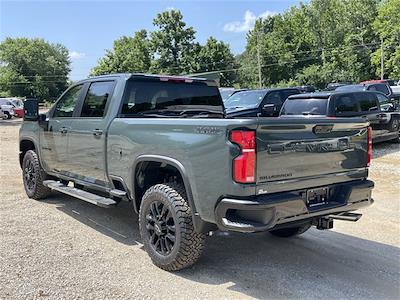 New 2025 Chevrolet Silverado 3500 LT Crew Cab 4WD Pickup for sale #336214 - photo 2