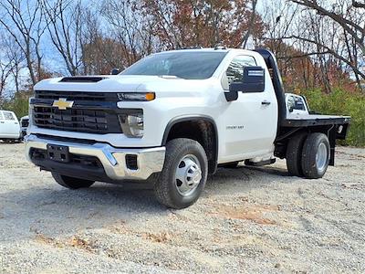 New 2025 Chevrolet Silverado 3500 Regular Cab Flatbed Truck for sale #351180 - photo 1