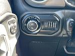 2020 Jeep Gladiator Crew Cab 4x4 Pickup for sale #528258A - photo 24