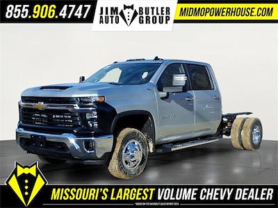 New 2026 Chevrolet Silverado 3500 Crew Cab Cab Chassis for sale #C173058 - photo 1