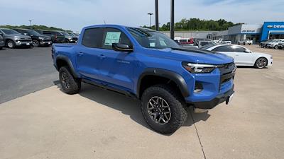 2025 Chevrolet Colorado Crew Cab 4WD Pickup for sale #C192297 - photo 1