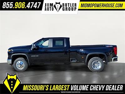 New 2026 Chevrolet Silverado 3500 LT Crew Cab for sale #C202628 - photo 2