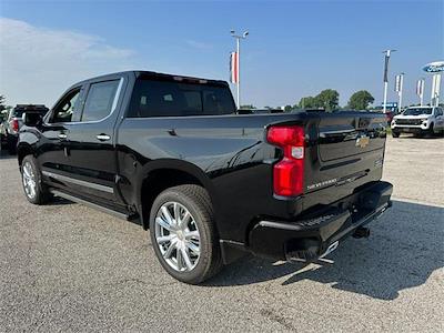 New 2025 Chevrolet Silverado 1500 High Country Crew Cab 4WD Pickup for sale #39063 - photo 2