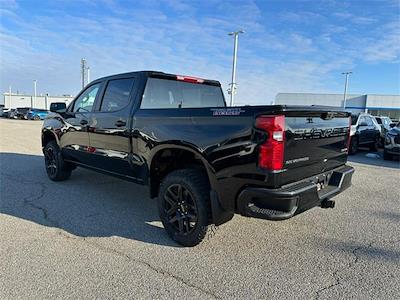 New 2026 Chevrolet Silverado 1500 Custom Crew Cab for sale #39741 - photo 2
