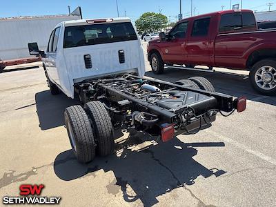 New 2025 Chevrolet Silverado 3500 LT Crew Cab 4WD 60 CA Cab Chassis for sale #CH266866 - photo 2