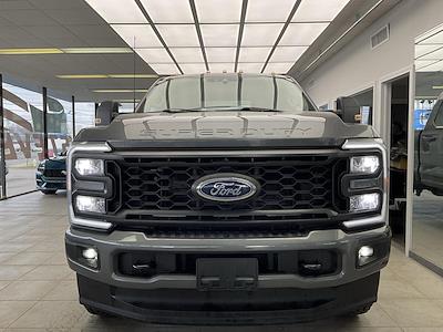 Used 2023 Ford F-250 - photo 1