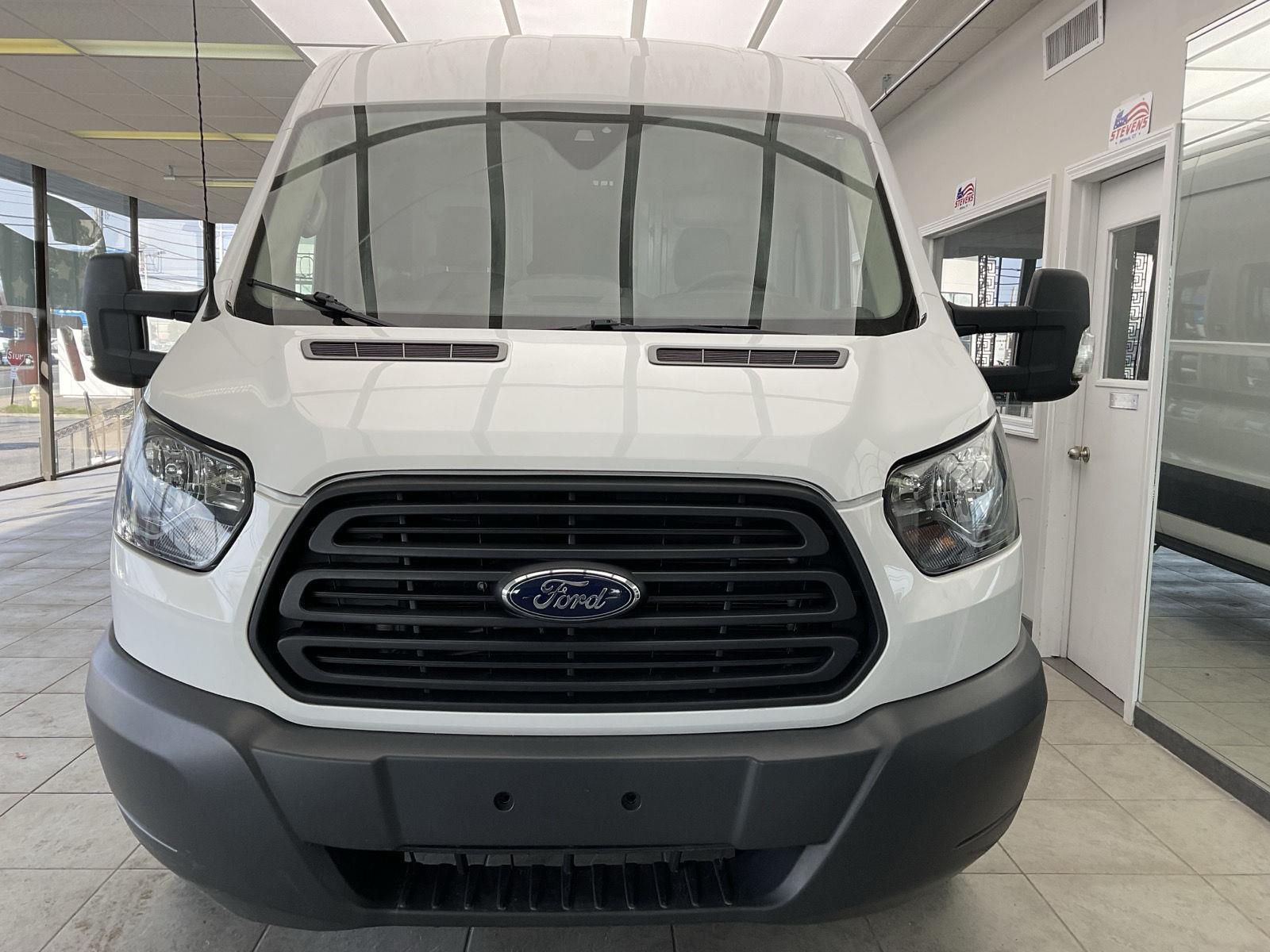 Used 2018 Ford Transit 250 - photo 6