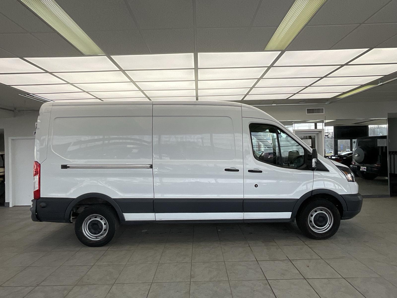 Used 2018 Ford Transit 250 - photo 7