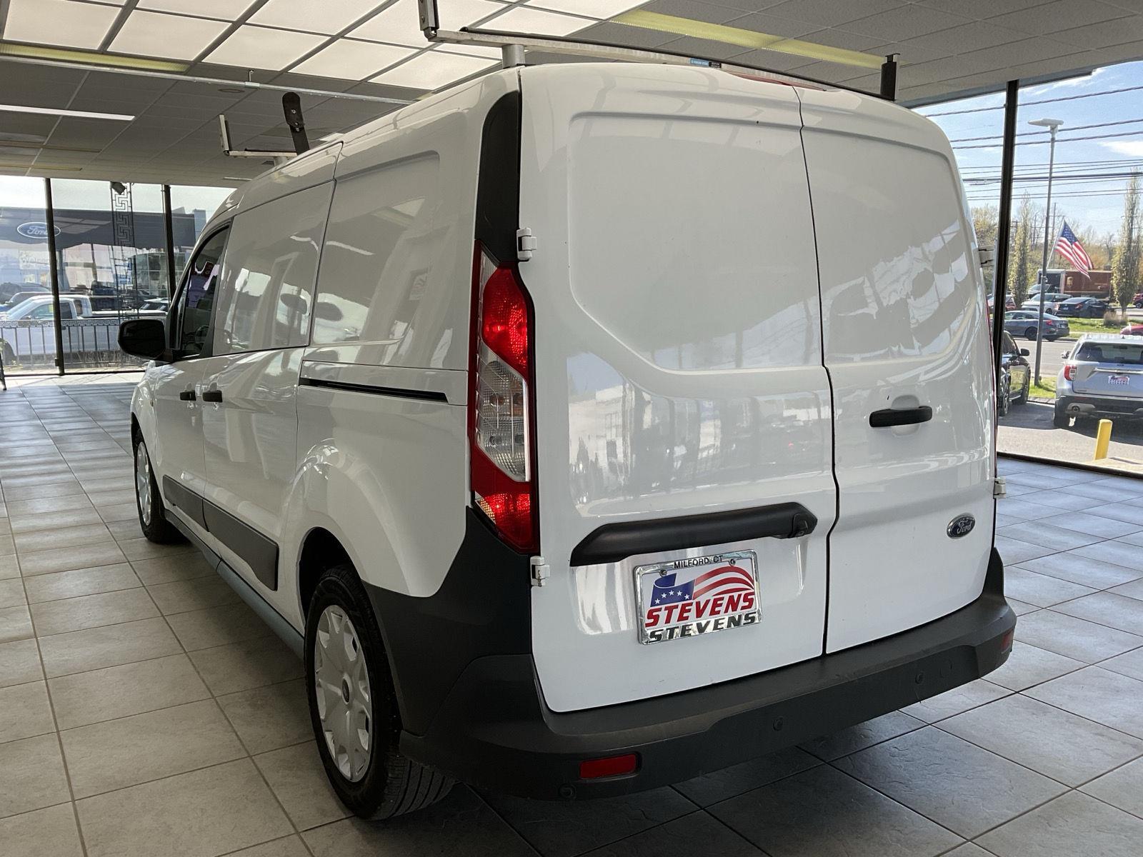 Used 2018 Ford Transit Connect - photo 2