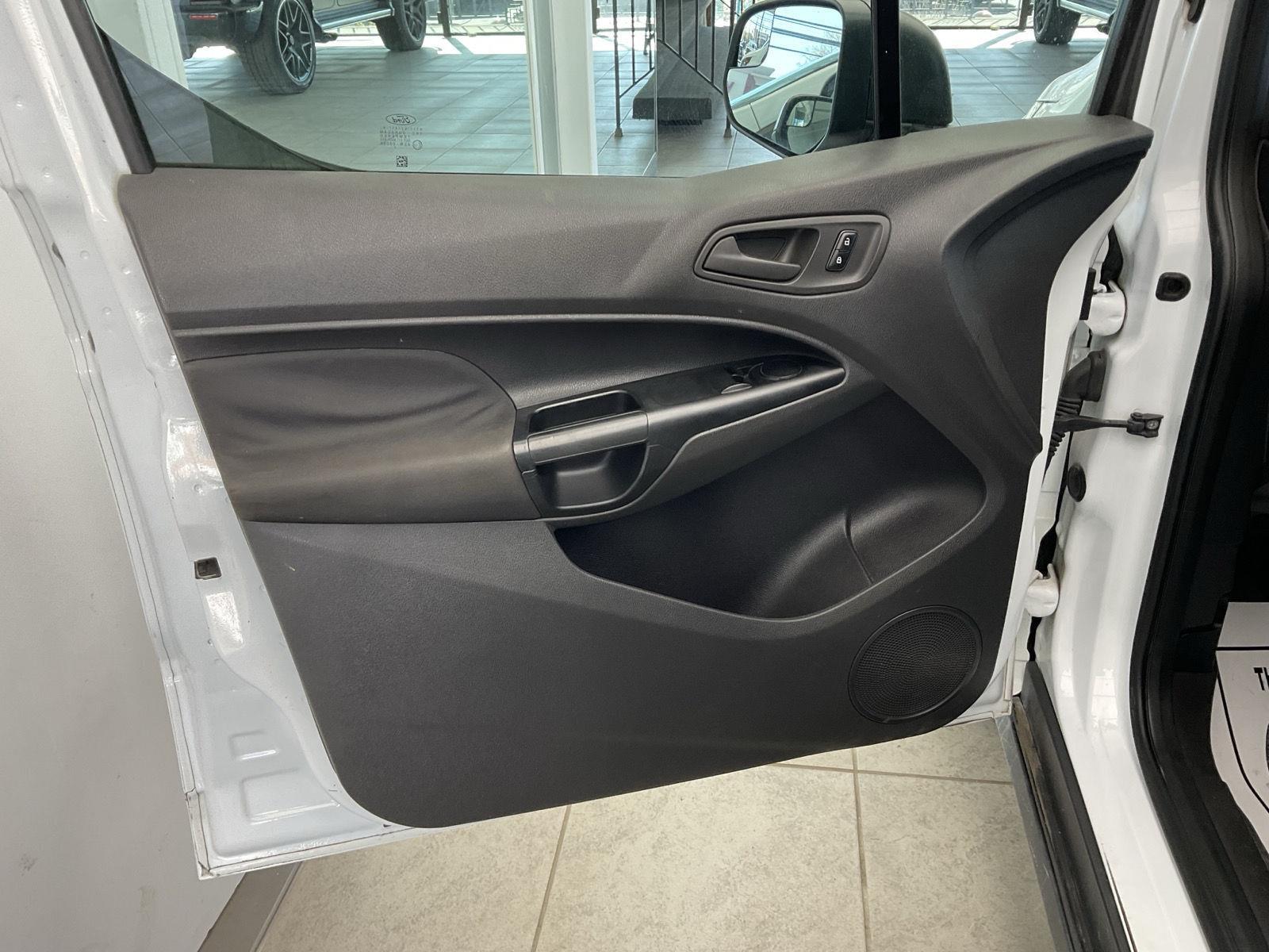 Used 2018 Ford Transit Connect - photo 11