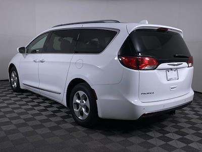 Used 2017 Chrysler Pacifica - photo 1