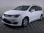 2017 Chrysler Pacifica FWD Minivan for sale #2633437 - photo 17