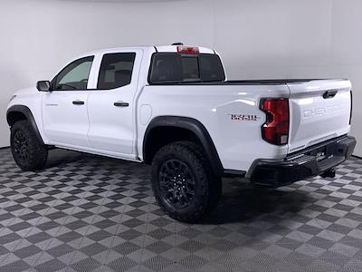 New 2025 Chevrolet Colorado Trail Boss Crew Cab 4WD Pickup for sale #V578310 - photo 2