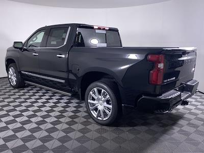 2025 Chevrolet Silverado 1500 Crew Cab 4WD Pickup for sale #2581610 - photo 2