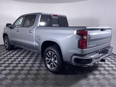 2025 Chevrolet Silverado 1500 Crew Cab 4WD Pickup for sale #V572220 - photo 2