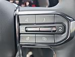 New 2025 GMC Canyon AT4 Crew Cab 4WD Pickup for sale #S1137553 - photo 19