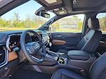 New 2025 GMC Canyon AT4 Crew Cab 4WD Pickup for sale #S1139627 - photo 10