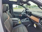 New 2025 GMC Canyon AT4 Crew Cab 4WD Pickup for sale #S1177345 - photo 7