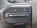 New 2025 GMC Canyon AT4 Crew Cab 4WD Pickup for sale #S1180652 - photo 17