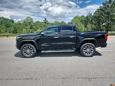 New 2025 GMC Canyon Denali Crew Cab 4WD Pickup for sale #S1206014 - photo 2