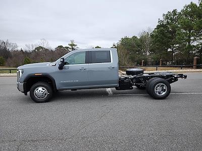 New 2025 GMC Sierra 3500 SLE Crew Cab 4WD Cab Chassis for sale #SF195072 - photo 2